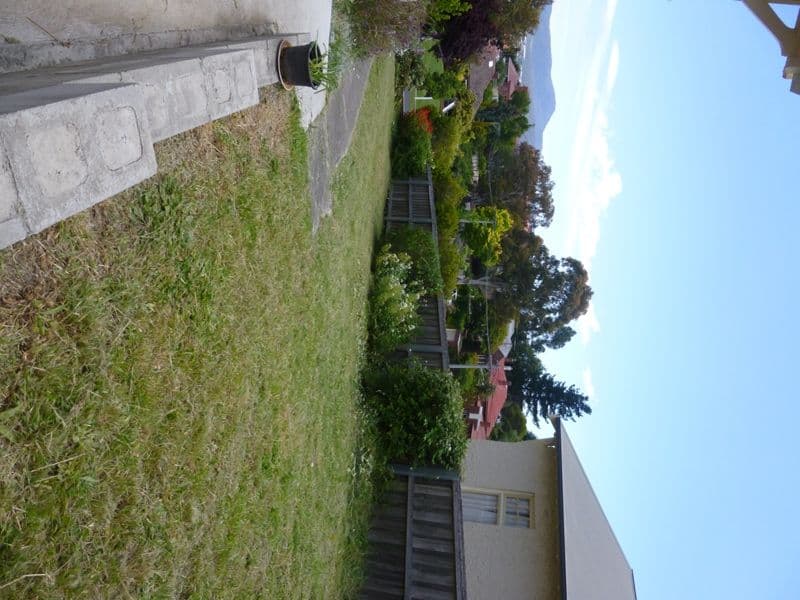 6 Doyle Avenue, MOUNT STUART TAS 7000, Mount Stuart - Thumbnail 3