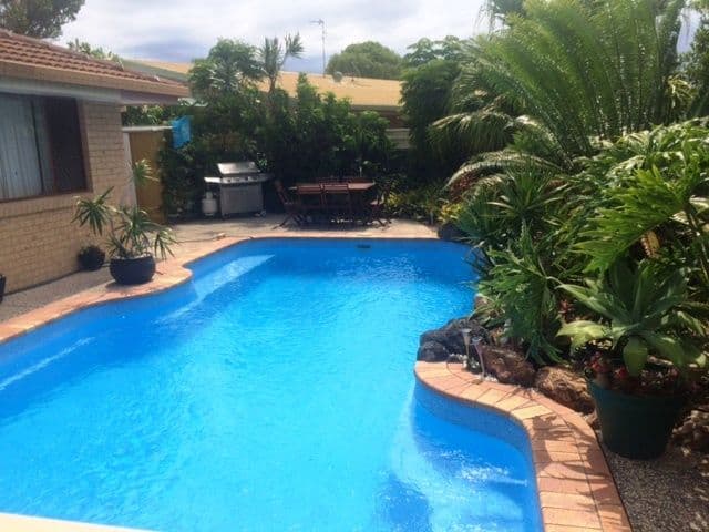 105 Mountain View Avenue, Miami QLD 4220, Miami - Thumbnail 5