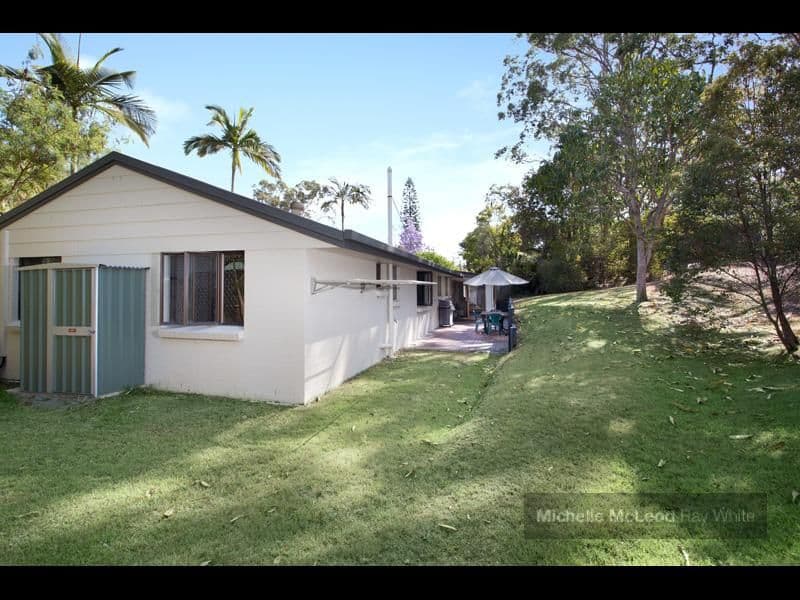 10 Dulhunty Street, Chapel Hill QLD 4069, Chapel Hill - Thumbnail 8