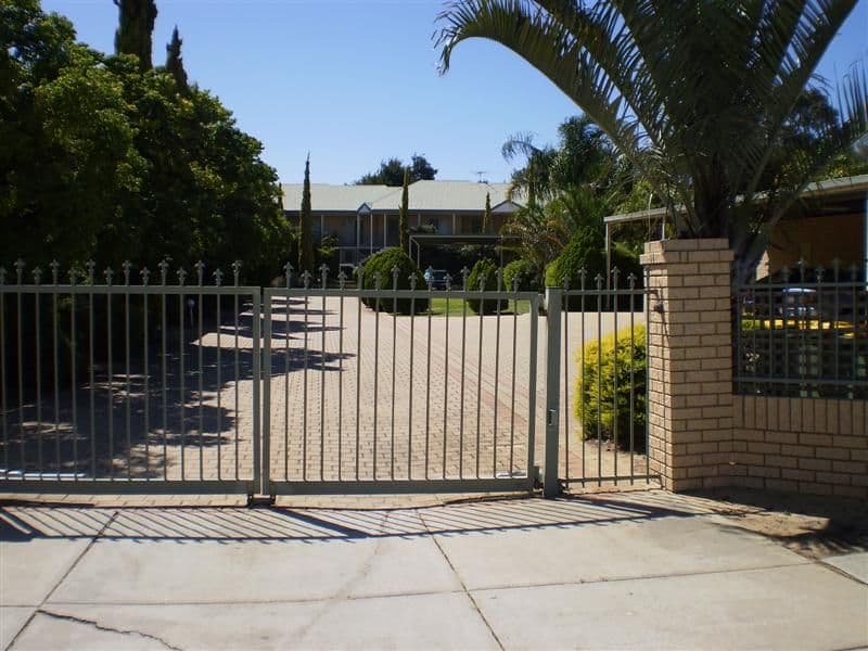 6/92 GILBERTSON Road, KARDINYA WA 6163, Kardinya - Image 1