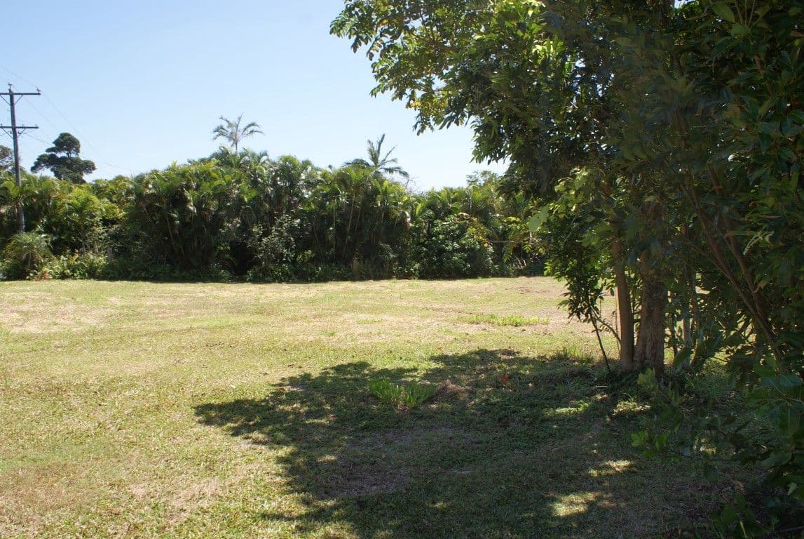 Cnr Pioneer and Cutten Streets, BINGIL BAY QLD 4852, Bingil Bay - Thumbnail 4