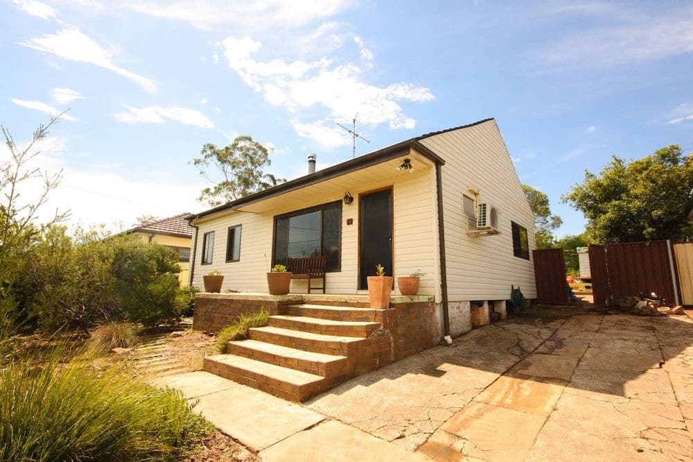 16 Bocking Avenue, BRADBURY NSW 2560, Bradbury - Image 1