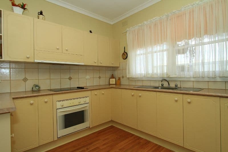 111 Old Heathcote Road, Heathcote VIC 3523, Heathcote - Thumbnail 5