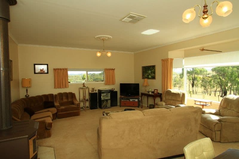 111 Old Heathcote Road, Heathcote VIC 3523, Heathcote - Thumbnail 3