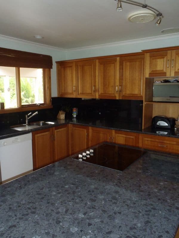 8 Mooreville Road, Park Grove TAS 7320, Park Grove - Thumbnail 3