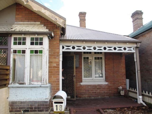 18 Waratah Street, Lithgow NSW 2790, Lithgow - Image 1