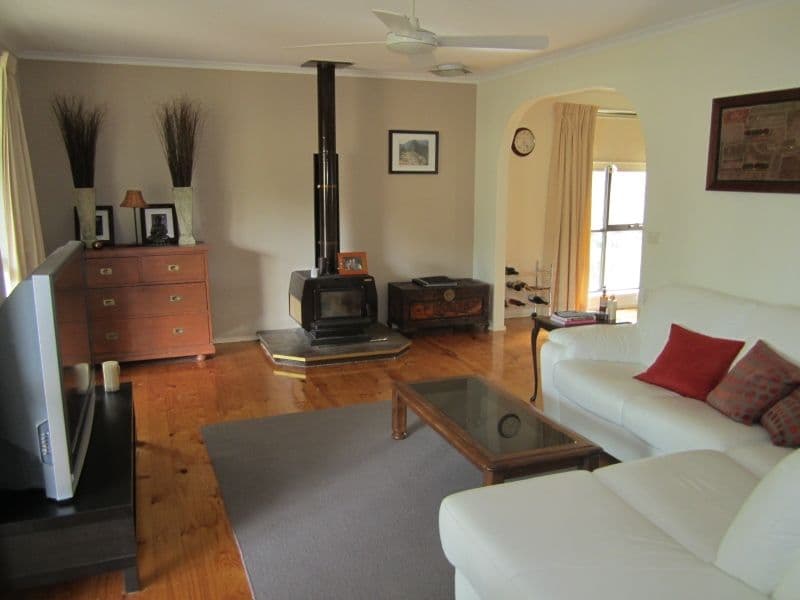 8 Matthews Place, GOWRIE ACT 2904, Gowrie - Thumbnail 2