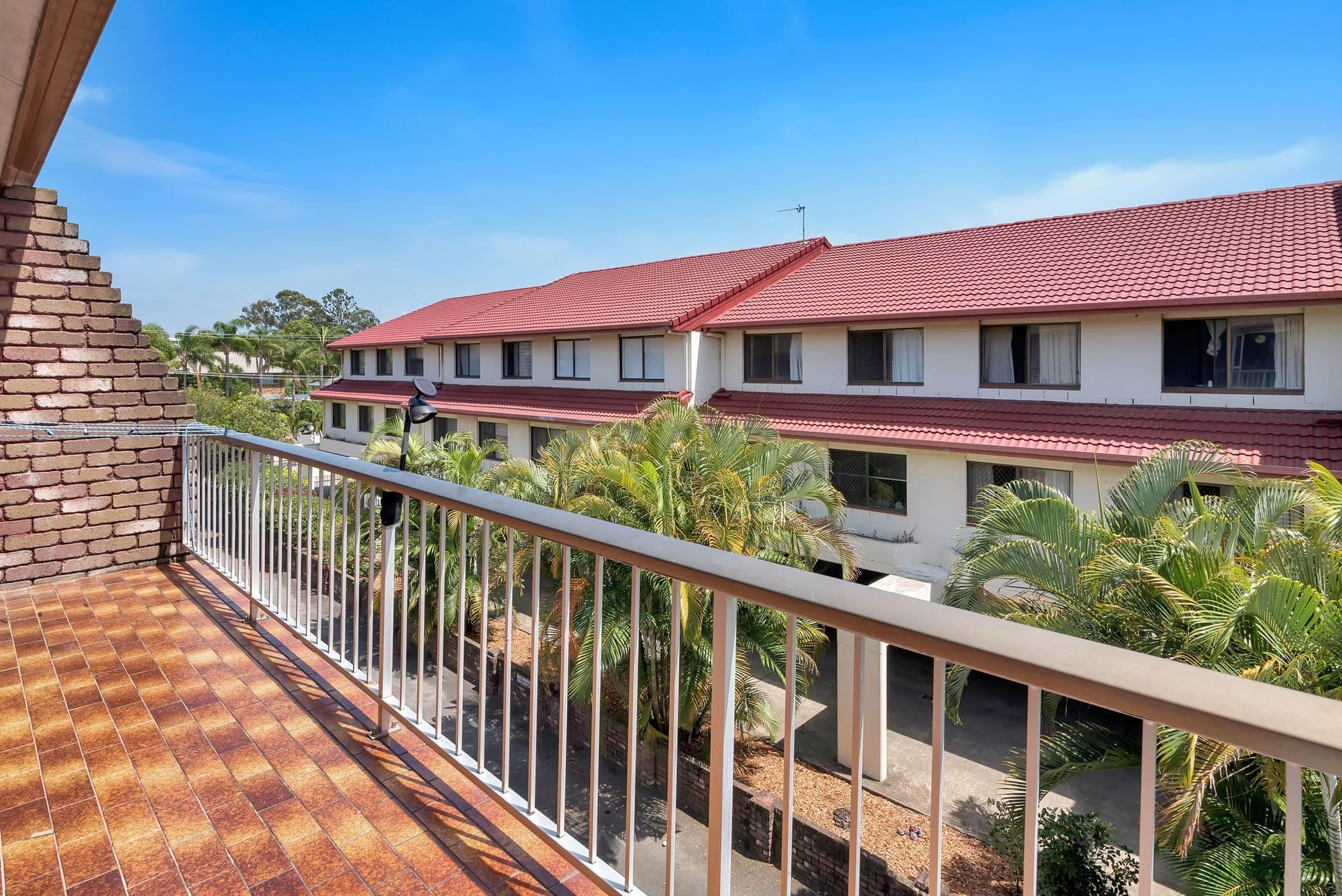 19 Huth Street, Labrador QLD 4215, Labrador - Thumbnail 2