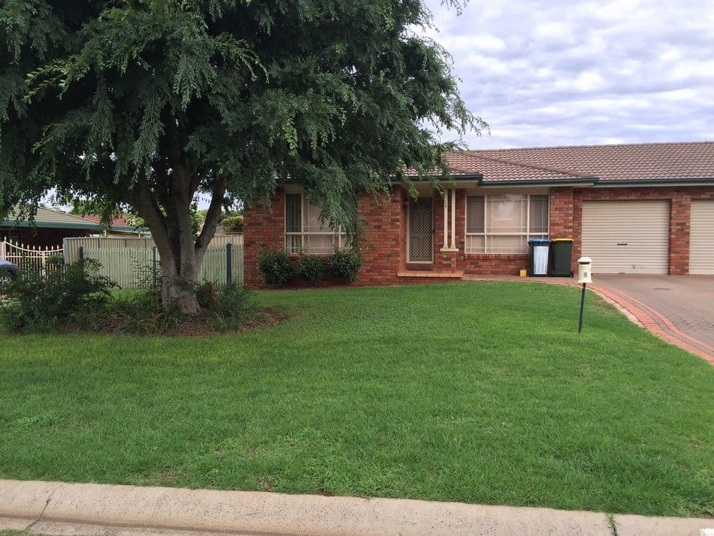 2/33 Eden Park Avenue, Dubbo NSW 2830, Dubbo - Image 1