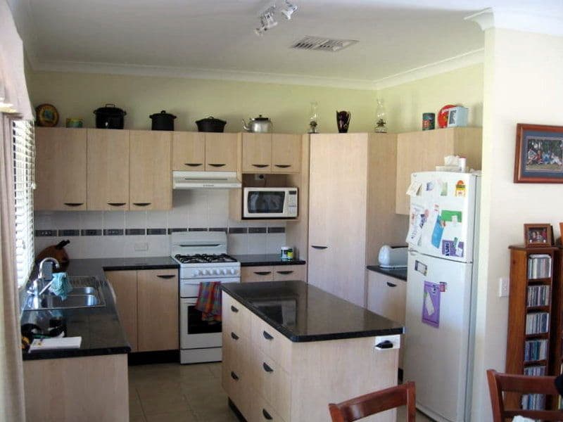 39 Banjarra Drive, Charleville QLD 4470, Charleville - Thumbnail 4