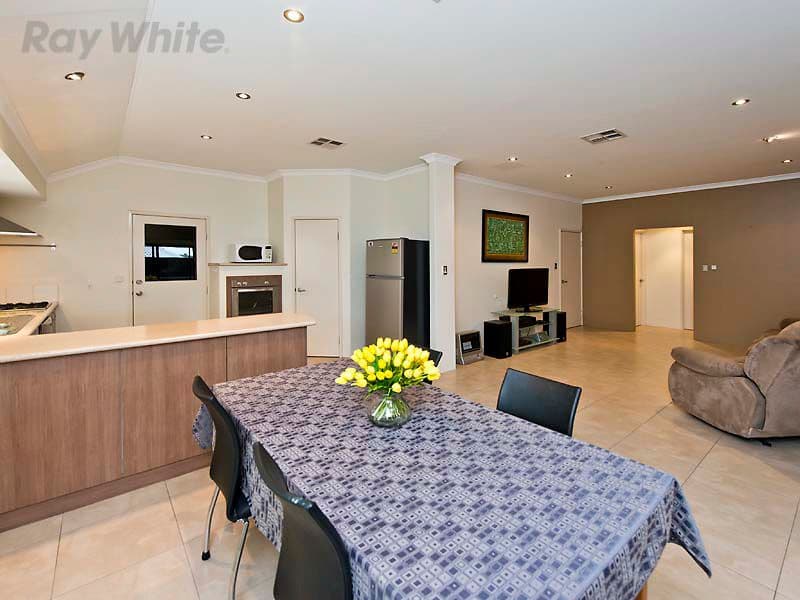 1 Epping Court, High Wycombe WA 6057, High Wycombe - Thumbnail 3