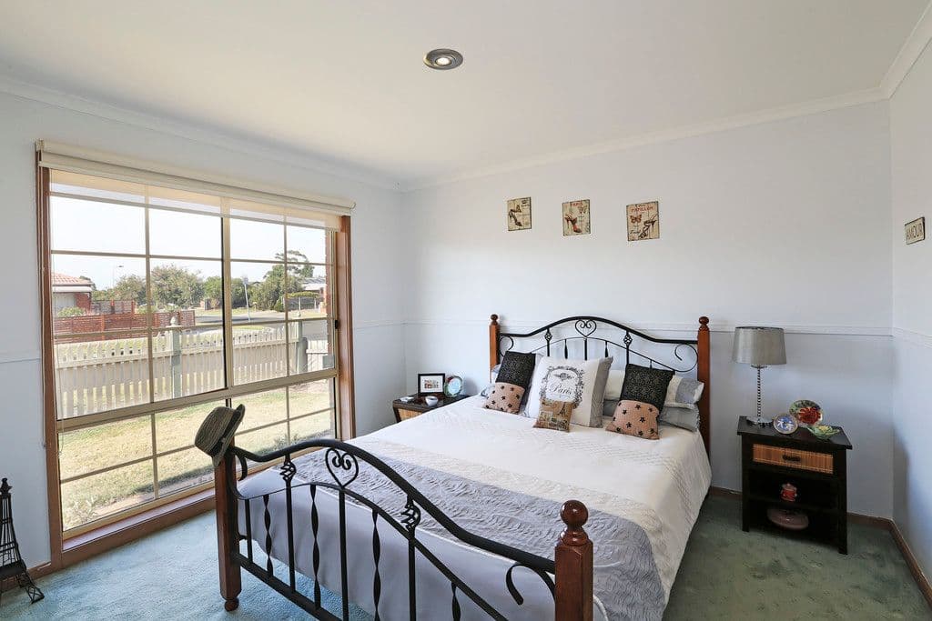 21 Meadenhall Drive, St Albans Park VIC 3219, St Albans Park - Thumbnail 4