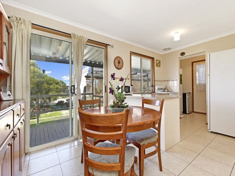 8 Petrel Crescent, Thompson Beach SA 5501, Thompson Beach - Thumbnail 5