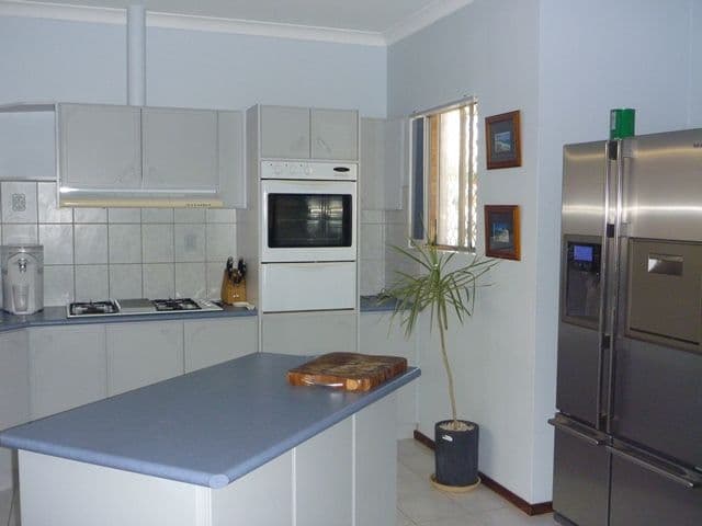 23 Castrini Crescent, CARNARVON WA 6701, South Carnarvon - Thumbnail 2