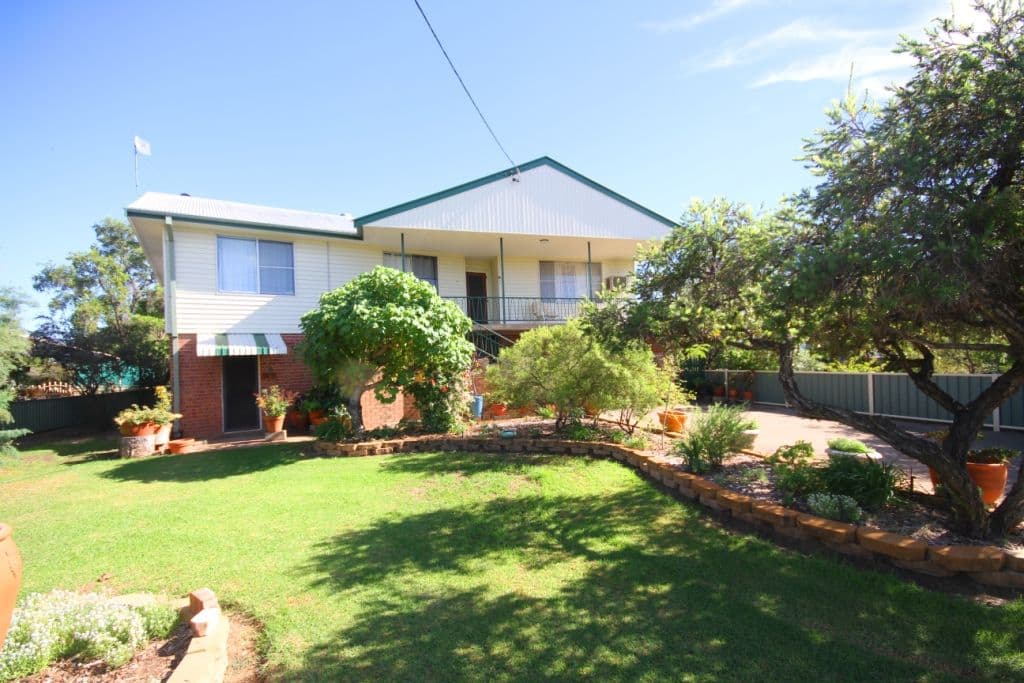 23 Spencer Street, NARRABRI NSW 2390, Narrabri - Image 1