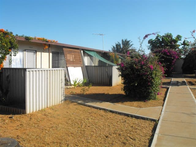 Unit 1/16 Brown Street, CARNARVON WA 6701, Carnarvon - Thumbnail 2