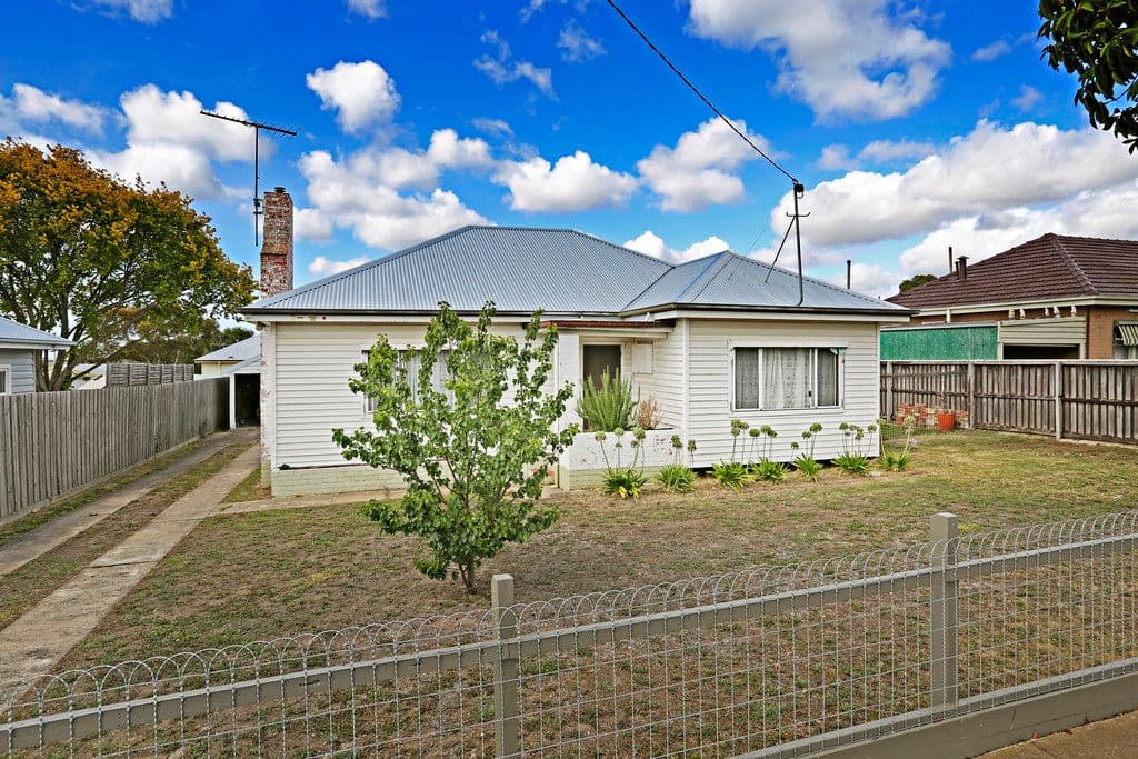 17  Allitt Avenue, BELMONT VIC 3216, Belmont - Thumbnail 2