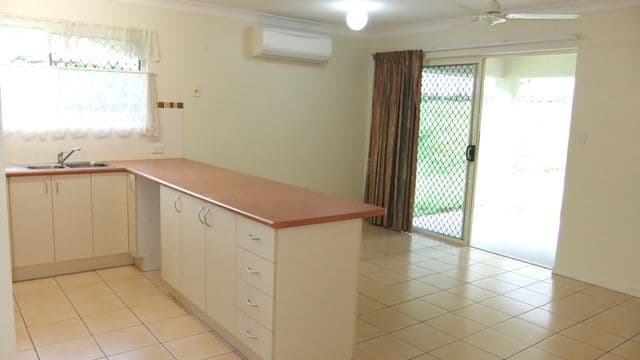 33 William Hickey Street, Redlynch QLD 4870, Redlynch - Thumbnail 5