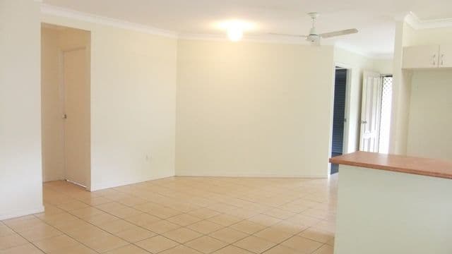 33 William Hickey Street, Redlynch QLD 4870, Redlynch - Thumbnail 6