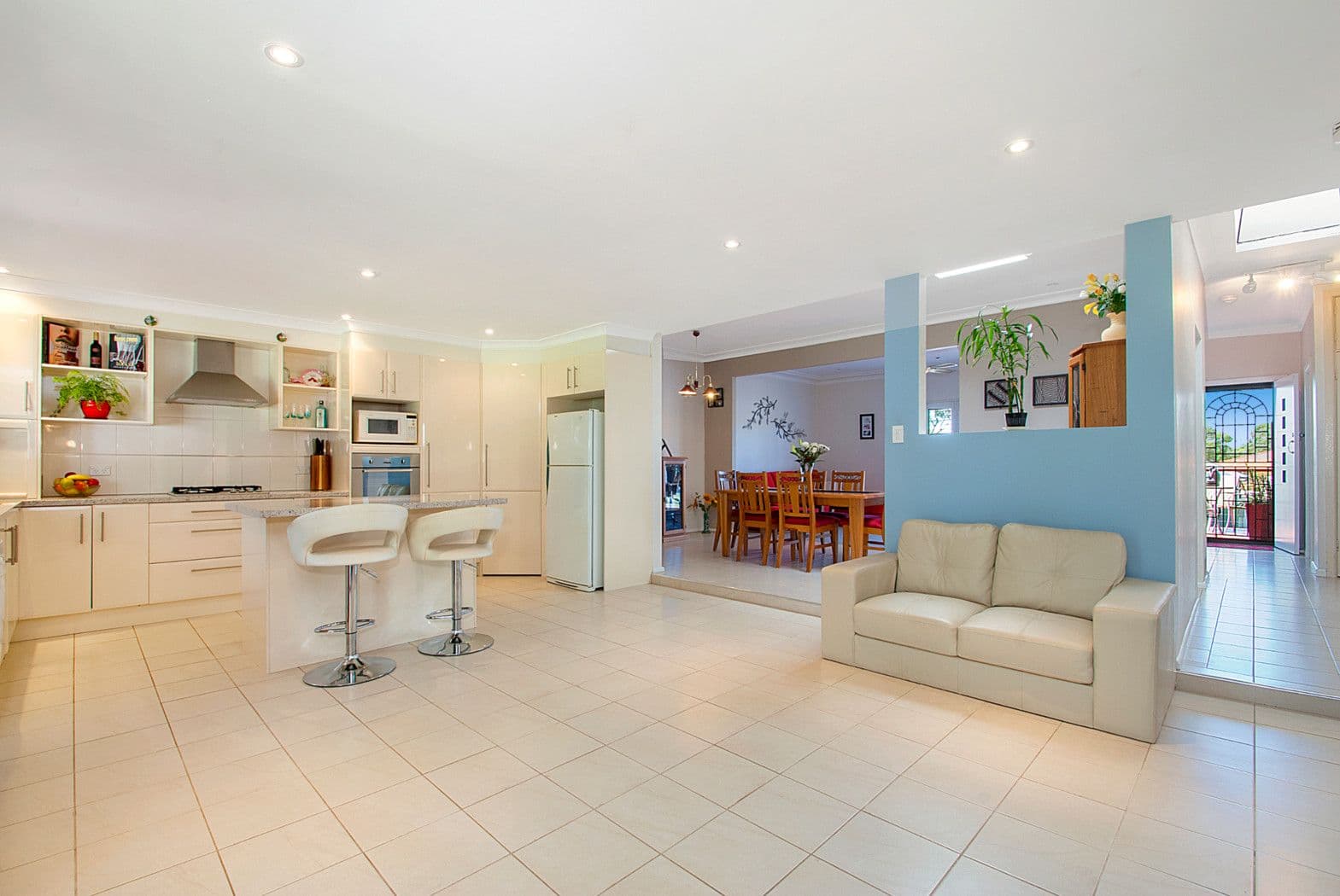10 Viola Place, Heathcote NSW 2233, Heathcote - Thumbnail 3