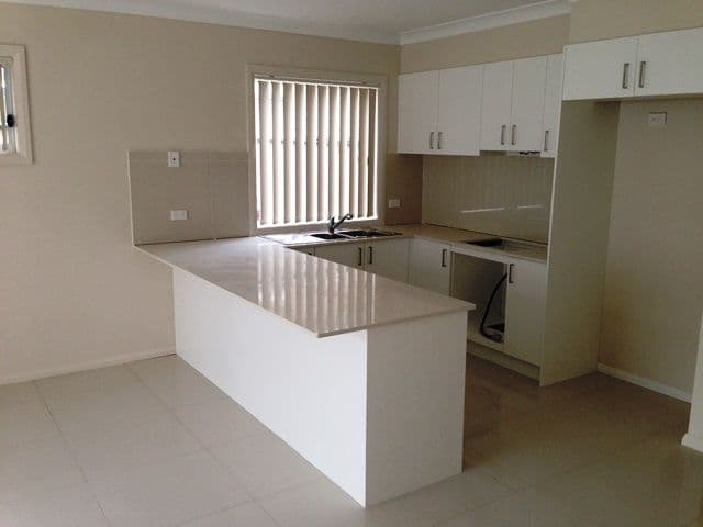 12 Parker Street, Fairfield NSW 2165, Fairfield - Thumbnail 2