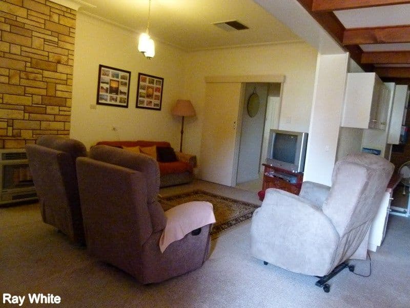 5 Brooke Street, Forbes NSW 2871, Forbes - Thumbnail 4