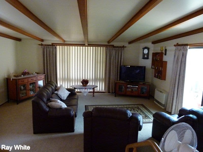 5 Brooke Street, Forbes NSW 2871, Forbes - Thumbnail 7