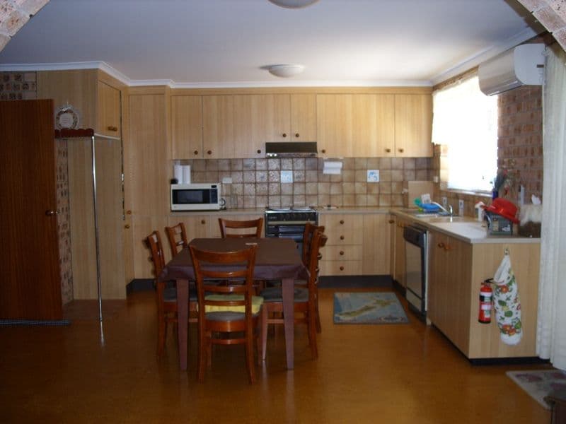 8 Deakin Parade, Tomakin NSW 2537, Tomakin - Thumbnail 6