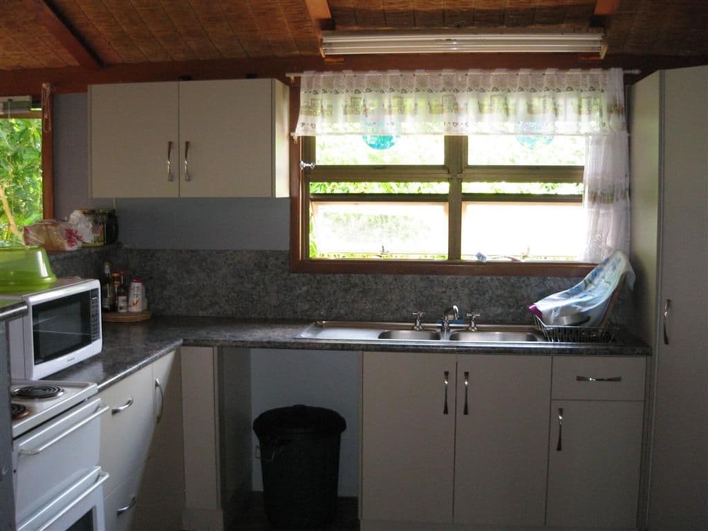 17 Middle Avenue, SOUTH JOHNSTONE QLD 4859, South Johnstone - Thumbnail 4