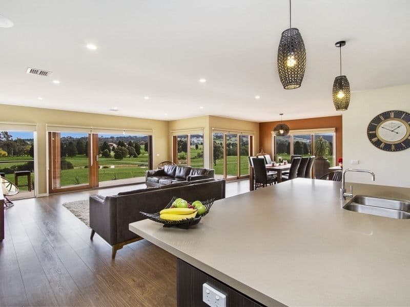 37 Craig Parry Drive, Hidden Valley VIC 3756, Hidden Valley - Thumbnail 2