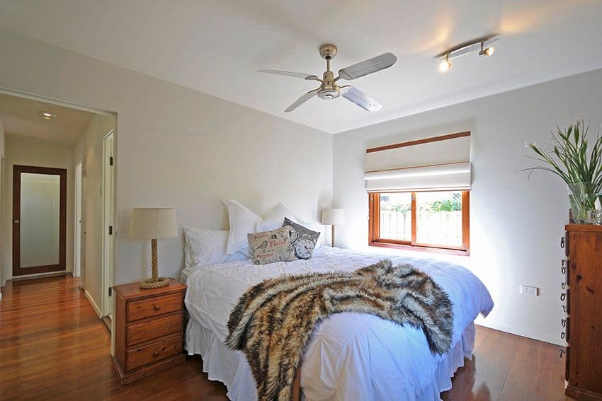 29 Boongala Road, BROADBEACH WATERS QLD 4218, Broadbeach Waters - Thumbnail 6