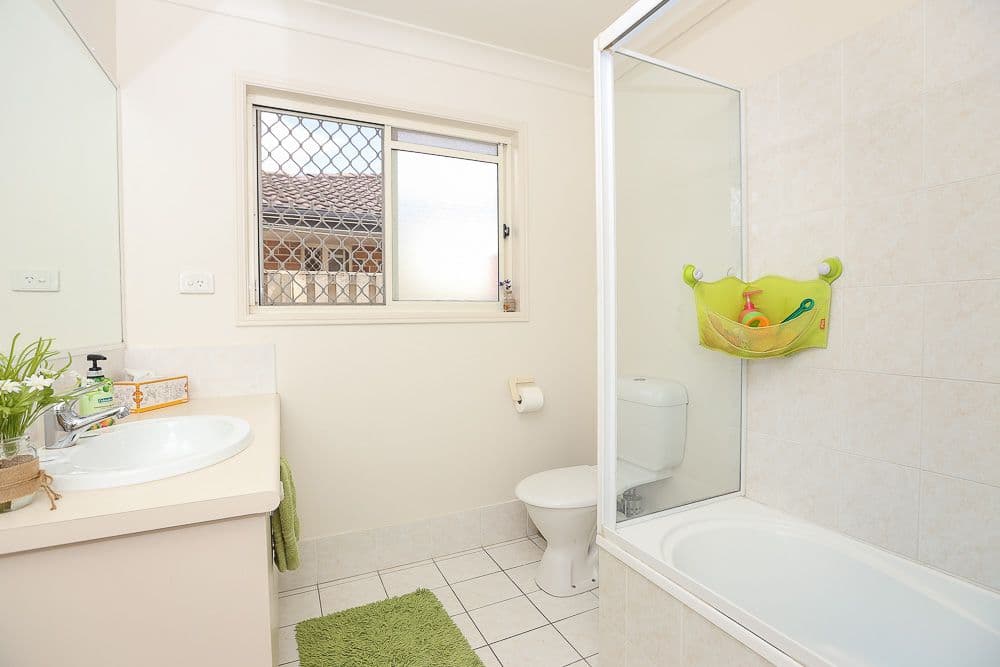 29 Thornleigh Crescent, Varsity Lakes QLD 4227, Varsity Lakes - Thumbnail 8