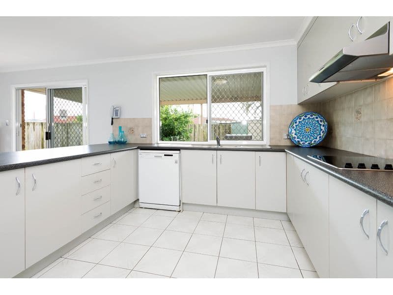 58 St Clair Crescent, Wishart QLD 4122, Wishart - Thumbnail 8