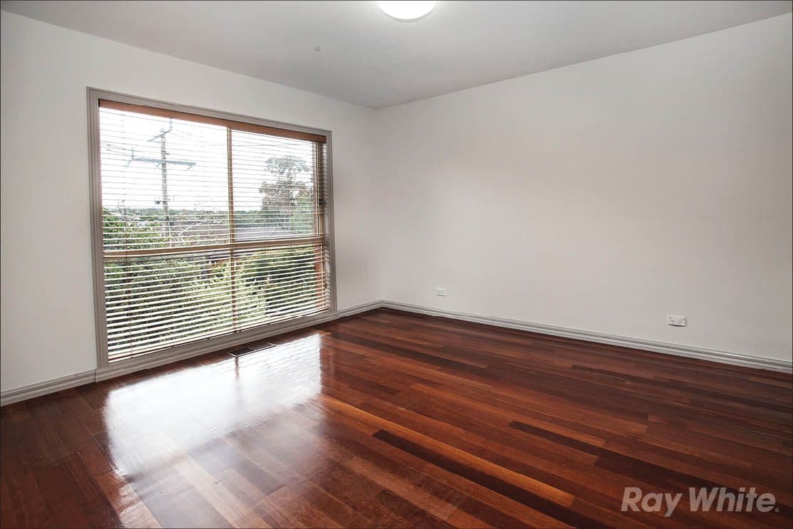 99 Bogong Avenue, Glen Waverley VIC 3150, Glen Waverley - Thumbnail 5