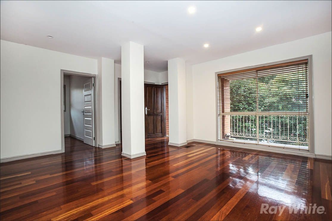 99 Bogong Avenue, Glen Waverley VIC 3150, Glen Waverley - Thumbnail 4