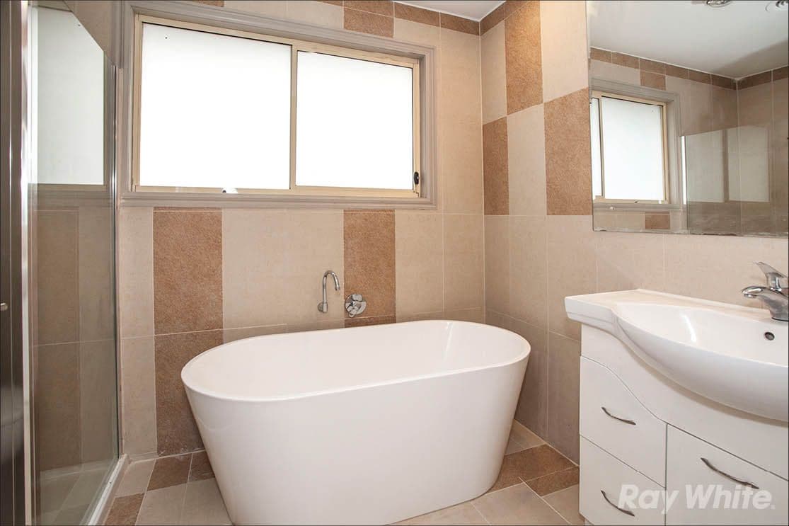 99 Bogong Avenue, Glen Waverley VIC 3150, Glen Waverley - Thumbnail 7