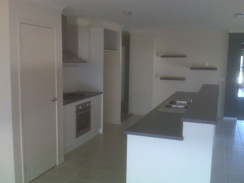 19 Elmslie Street, WYNDHAM VALE VIC 3024, Wyndham Vale - Thumbnail 2