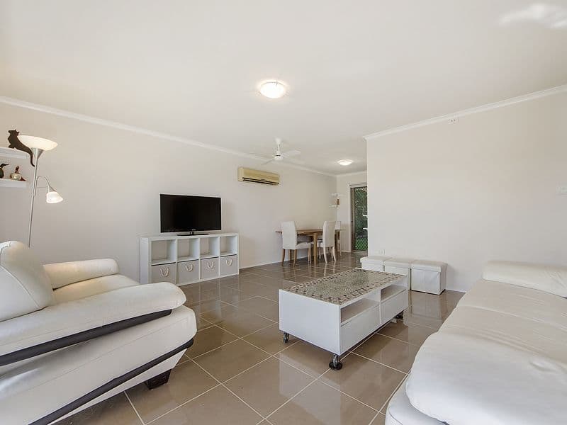 5 Greenlands Drive, Varsity Lakes QLD 4227, Varsity Lakes - Thumbnail 2