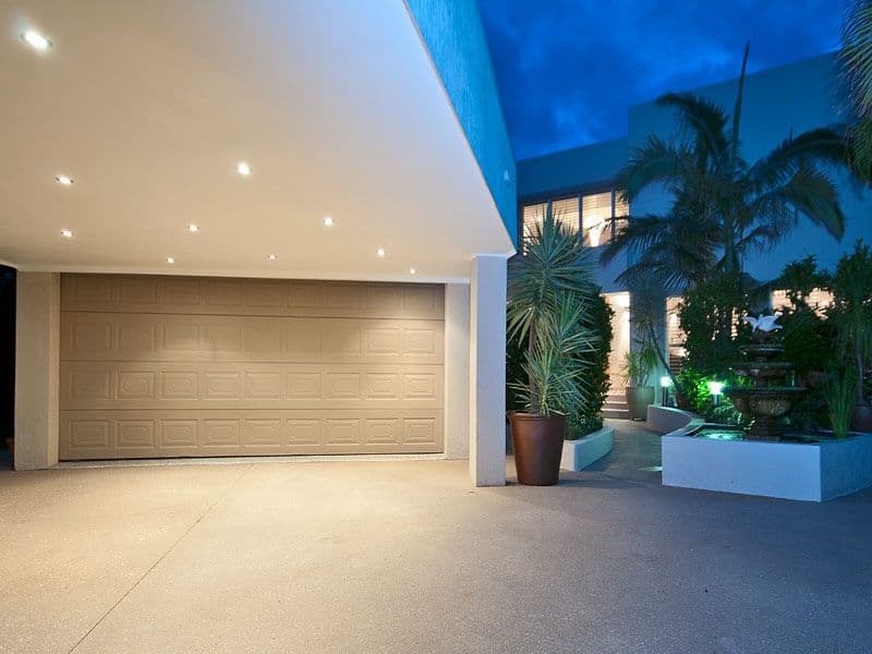 38 Cabana Boulevard, BENOWA WATERS QLD 4217, Benowa - Thumbnail 5