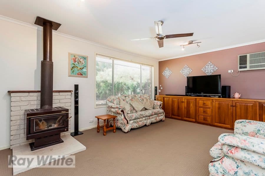19 Lillian Street, Karalee QLD 4306, Karalee - Thumbnail 4
