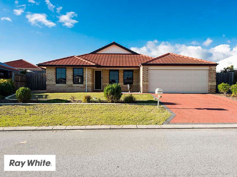 32 Bancombe Crescent, Ellenbrook WA 6069, Ellenbrook - Image 1