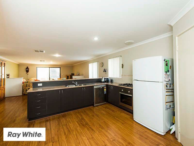 32 Bancombe Crescent, Ellenbrook WA 6069, Ellenbrook - Thumbnail 6
