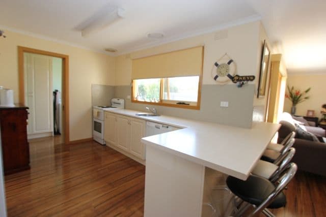 33 Phillip Island Road, Newhaven VIC 3925, Newhaven - Thumbnail 5