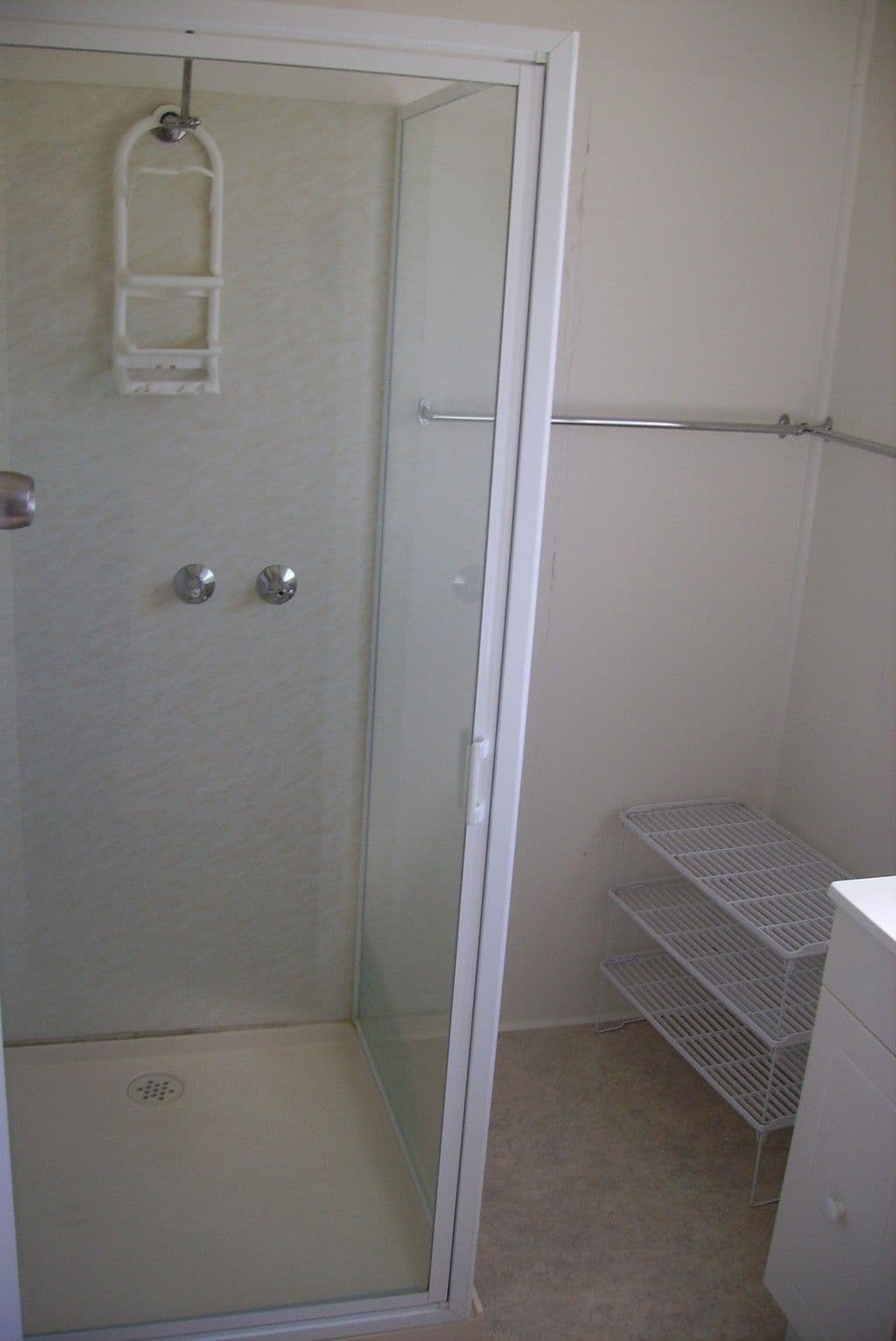 24 Francis Street, Traralgon VIC 3844, Traralgon - Thumbnail 6