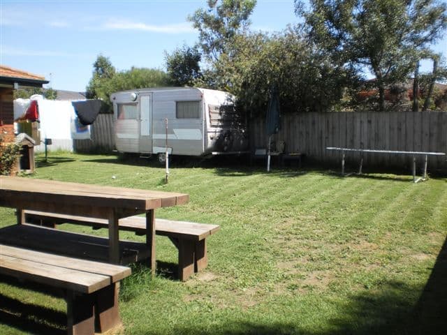 22 Yarcombe Crescent, CRAIGIEBURN VIC 3064, Craigieburn - Thumbnail 2