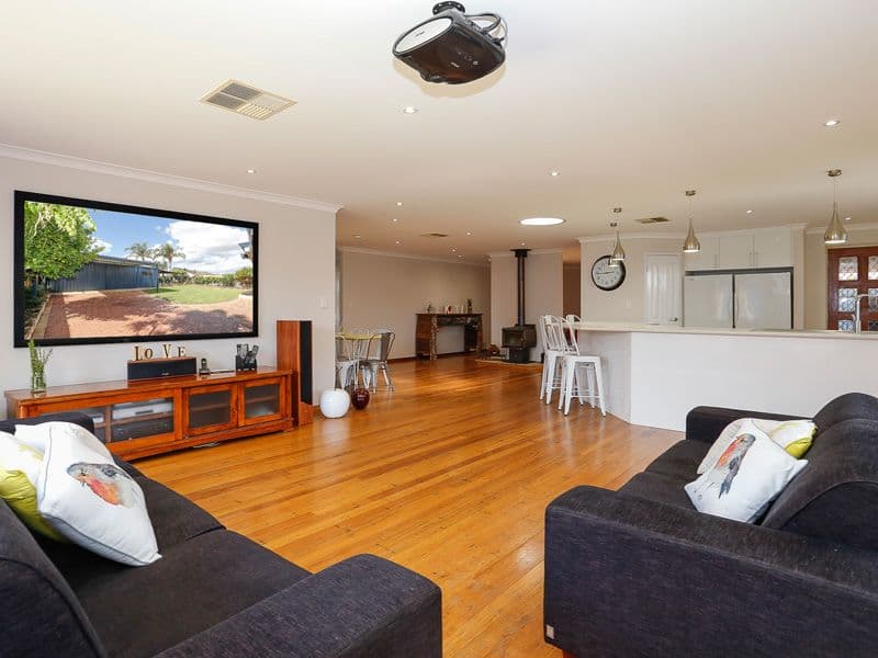6 Bourne Court, Huntingdale WA 6110, Huntingdale - Thumbnail 4