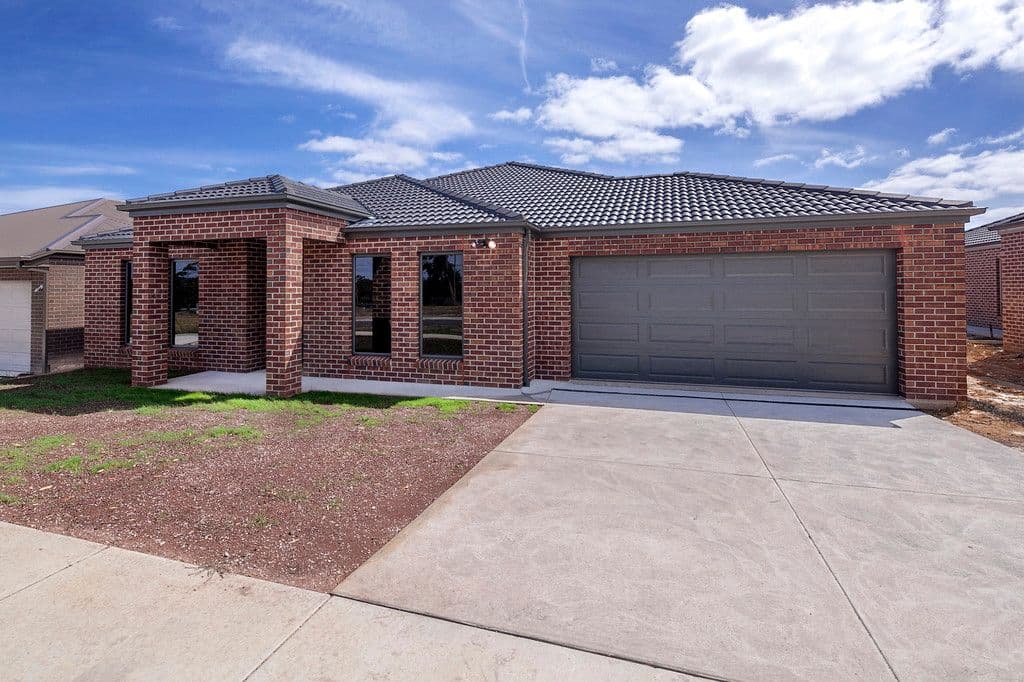 33 Horwood Drive, Canadian VIC 3350, Canadian - Image 1