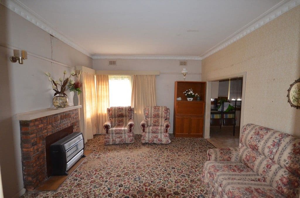 21 Lyons Street, Skipton VIC 3361, Skipton - Thumbnail 2