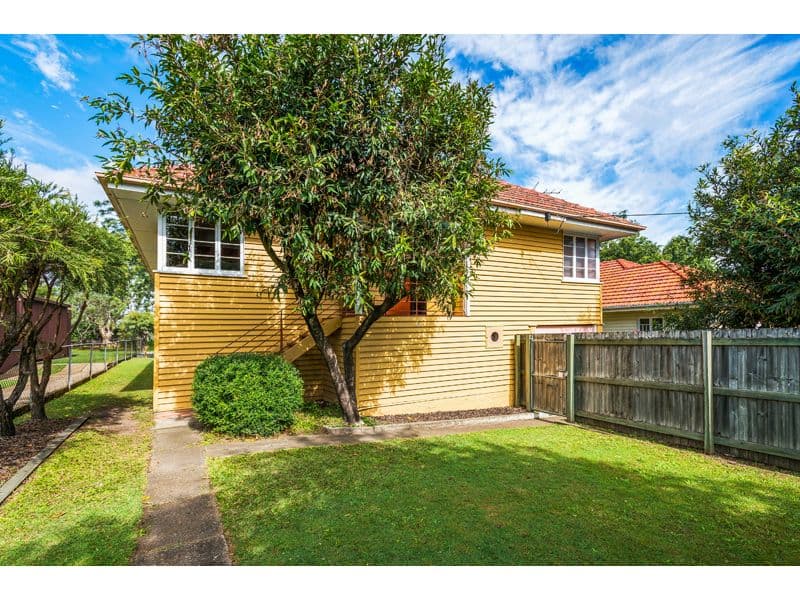 63 Broadwater Road, Mount Gravatt East QLD 4122, Mount Gravatt East - Image 1