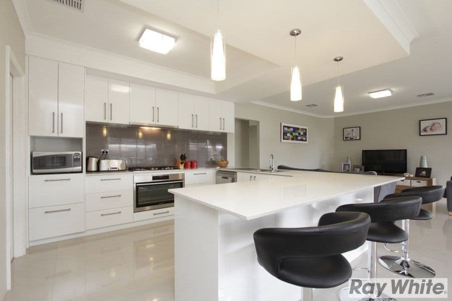9 Aleaha Brace, Aveley WA 6069, Aveley - Image 1